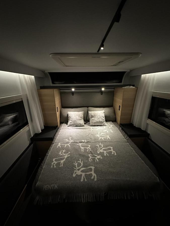 ホテル Santa'S Luxury Trailer ロヴァニエミ エクステリア 写真